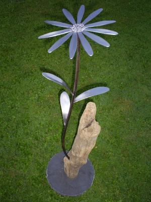 ---Metall Blume-- - Klaus Rist -  auf  - Array - 